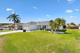 Picture of 12147 SE 173Rd Place, Summerfield, FL 34491