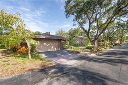 Picture of 1502 Water Oak Way S, Bradenton, FL 34209