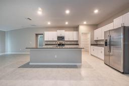 Picture of 190 Rain Berry Avenue, Ruskin, FL 33570