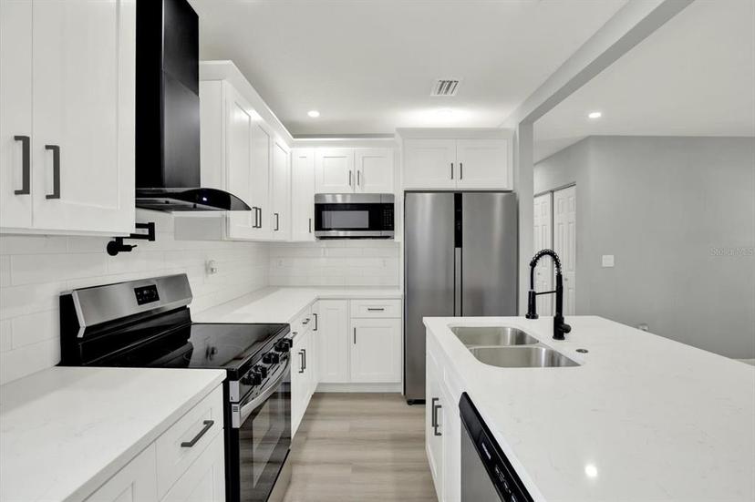 Picture of 1235 Stockton Drive, Clearwater FL 33755