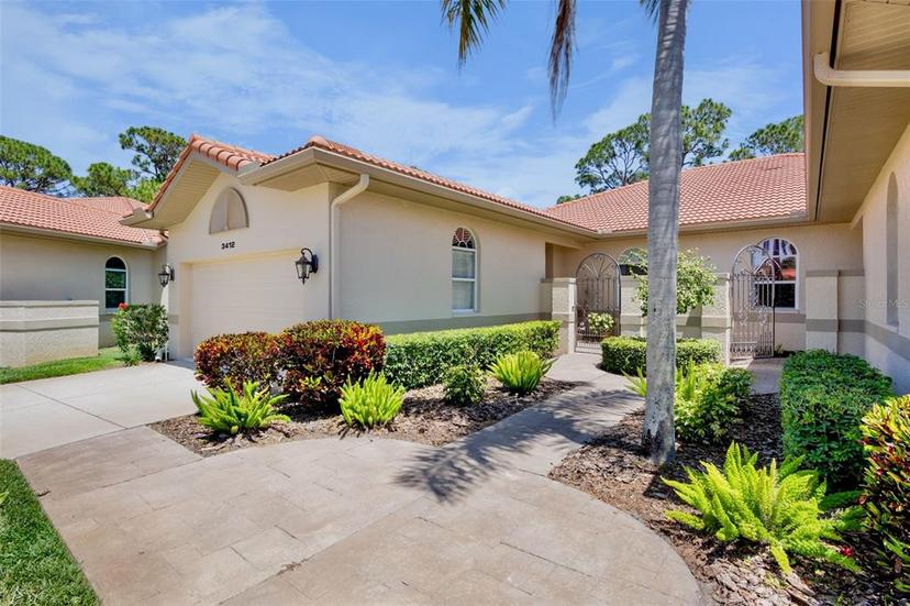 Picture of 3412 E Chelmsford Court Unit 42, Sarasota FL 34235