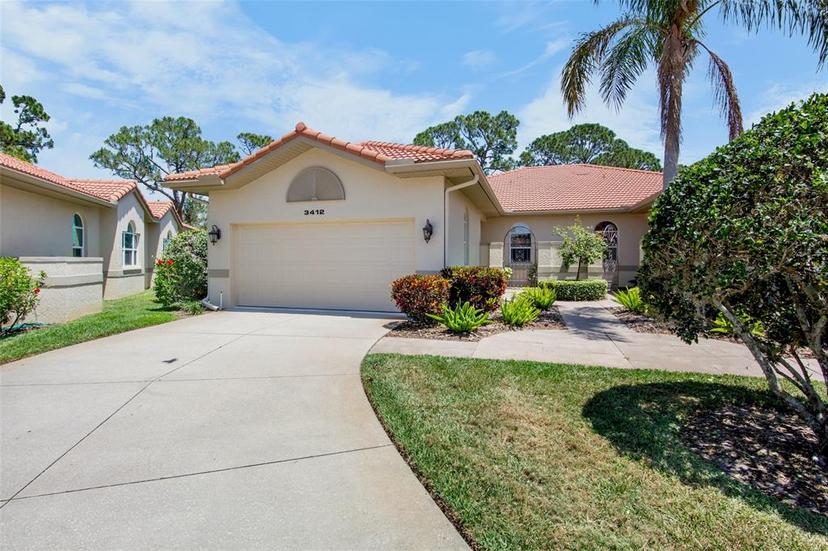 Picture of 3412 E Chelmsford Court Unit 42, Sarasota FL 34235