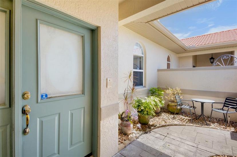 Picture of 3412 E Chelmsford Court Unit 42, Sarasota FL 34235