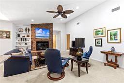 Picture of 4322 NW 12Th Pl, Gainesville, FL 32605