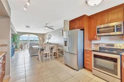 Picture of 4939 Floramar Terrace Unit 504, New Port Richey, FL 34652