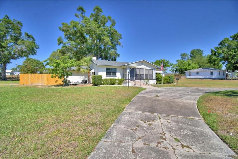 Picture of 509 N Scenic Highway, Frostproof FL 33843