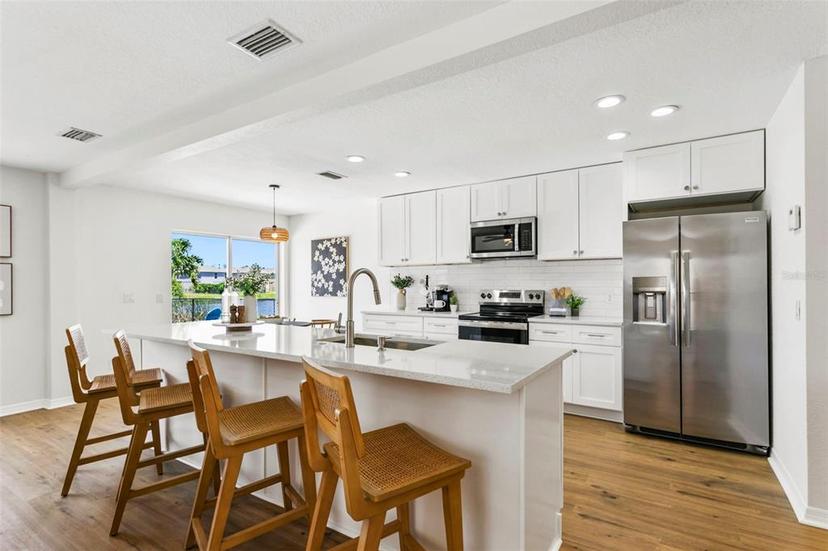 Picture of 7023 Montauk Point Crossing, Bradenton FL 34212