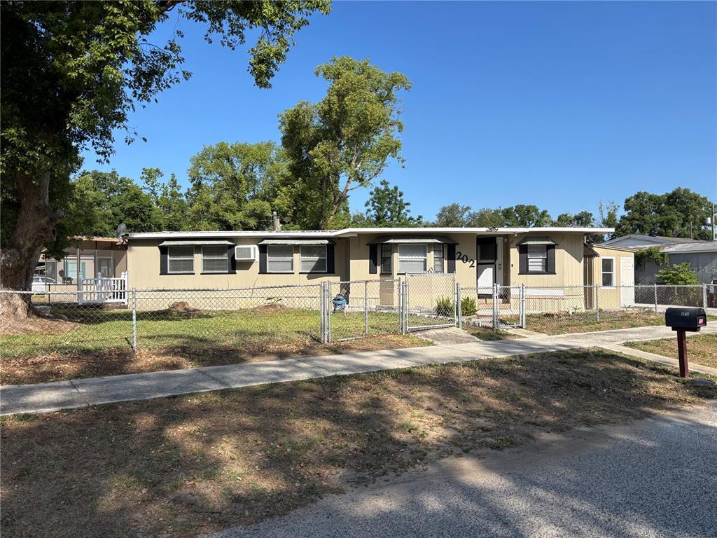 Picture of 202 Mobile Place, Brandon, FL 33510