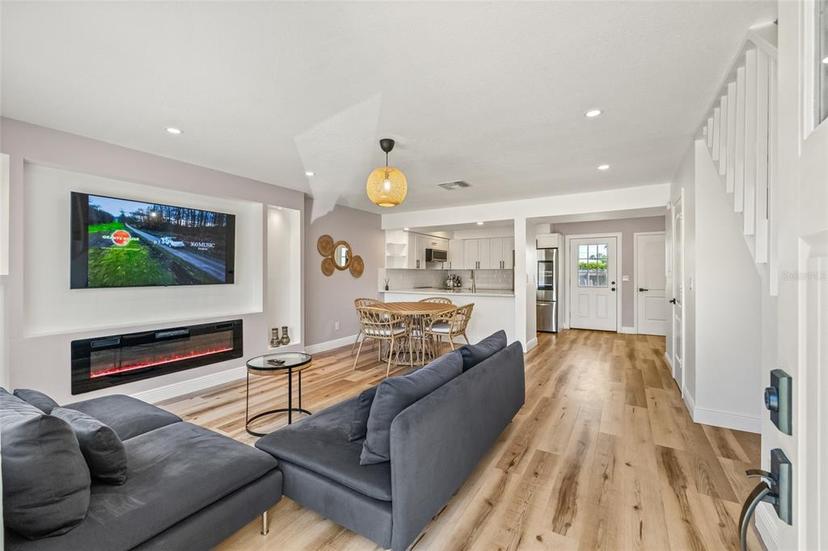 Picture of 1577 Chateaux De Ville Court, Clearwater FL 33764