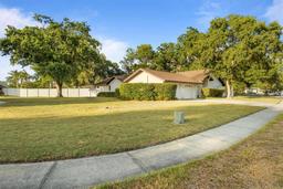 Picture of 781 Bryson Loop, Lakeland, FL 33809