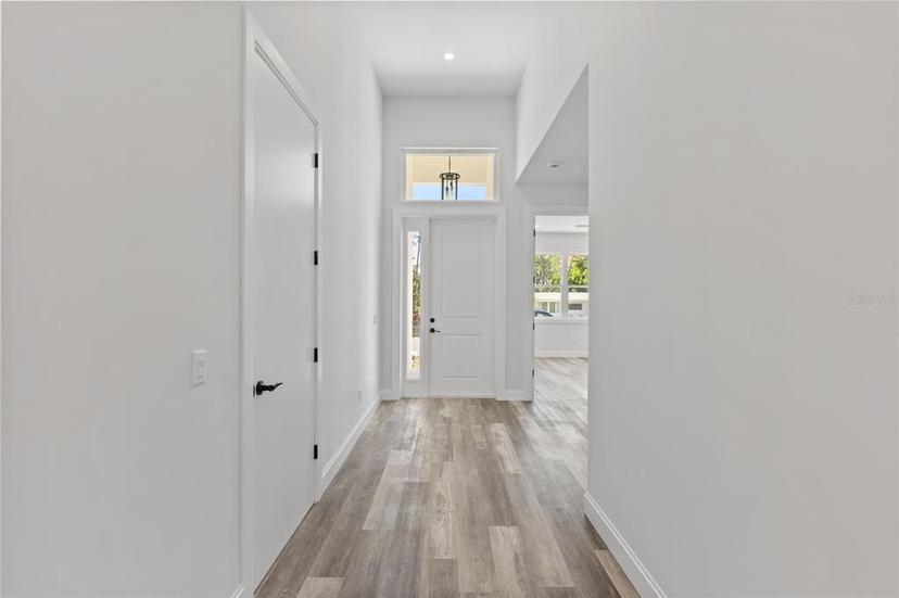 Picture of 532 Yale Road, Venice FL 34293