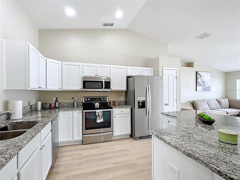 Picture of 1639 Saddlehorn Drive, Lakeland FL 33810