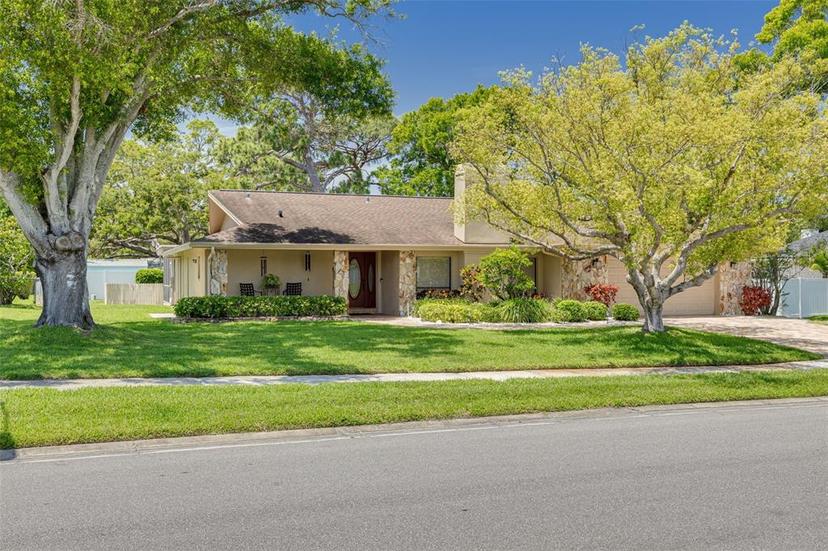 Picture of 2550 Rolling View Drive, Dunedin FL 34698