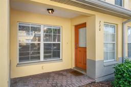 Picture of 220 Coquina Bay Drive, St Petersburg, FL 33705