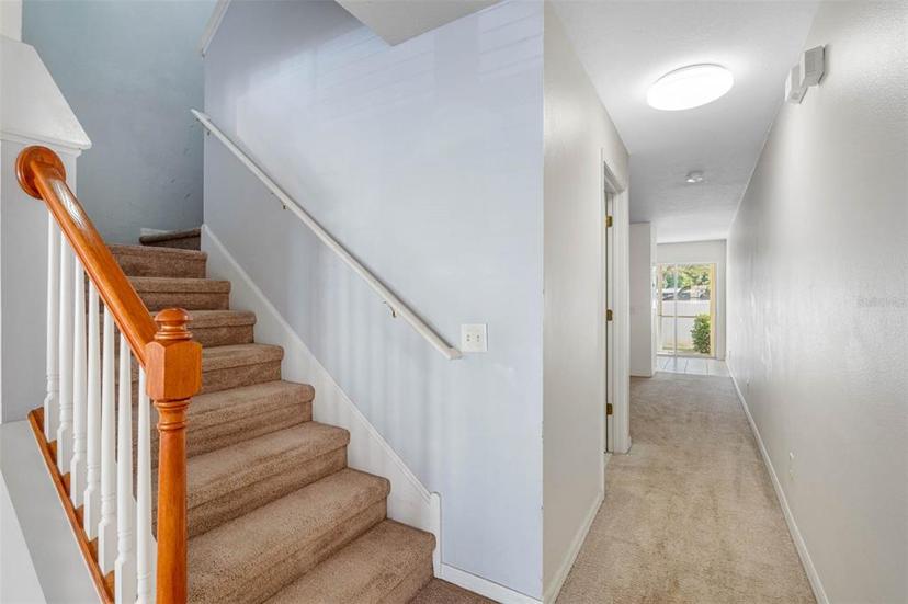 Picture of 220 Coquina Bay Drive, St Petersburg FL 33705