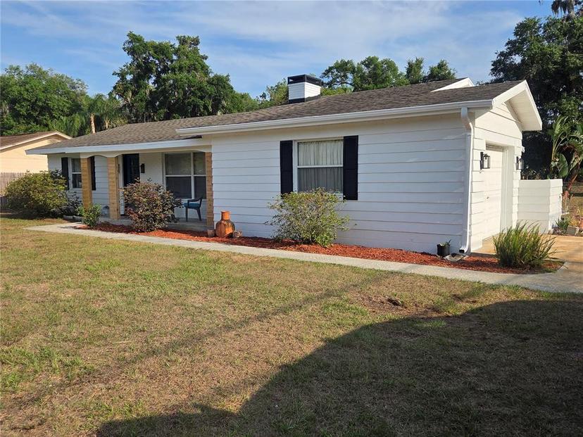 Picture of 2204 Poinsettia Drive, Deland FL 32724