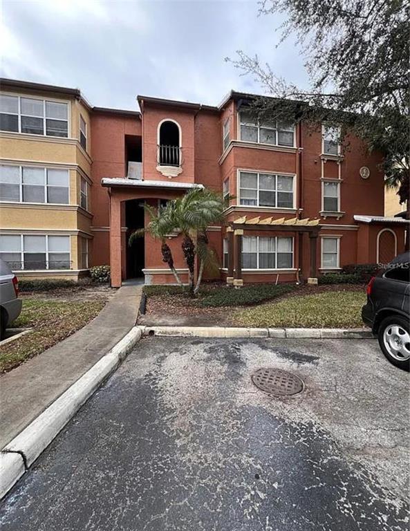 Picture of 5160 Conroy Road Unit 26, Orlando FL 32811