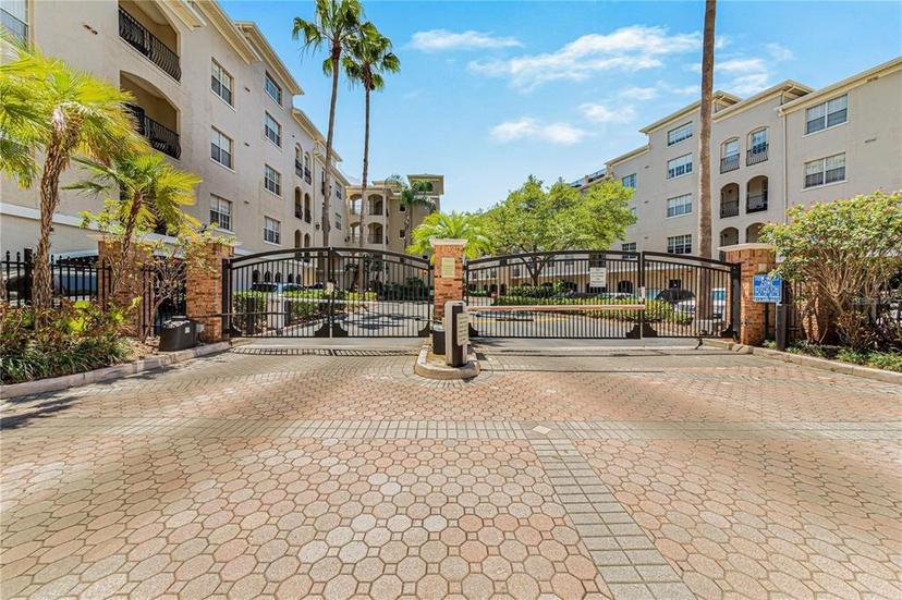 Picture of 501 Knights Run Avenue Unit 1335, Tampa FL 33602