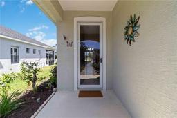 Picture of 5227 Aqua Breeze Drive, Bradenton, FL 34208
