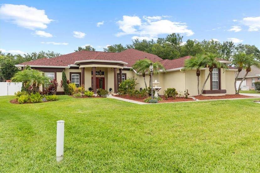 Picture of 2818 Mossy Timber Trail, Valrico FL 33596