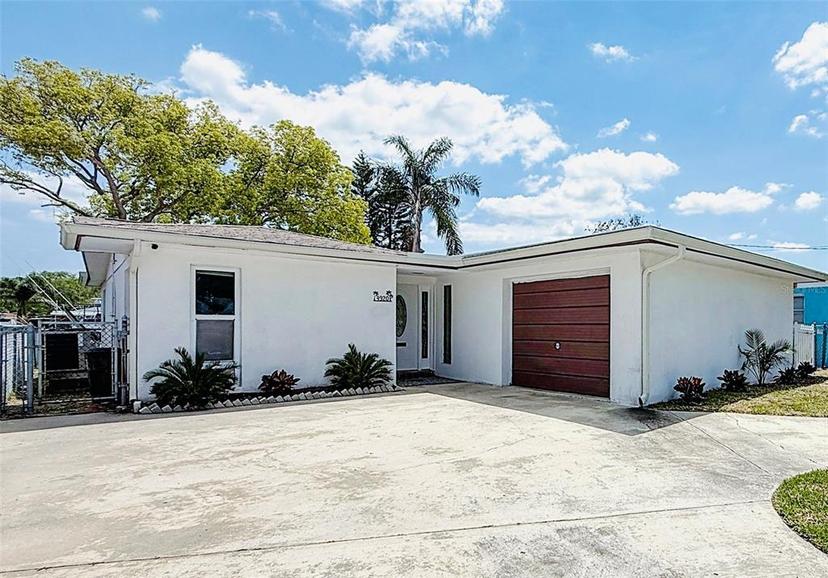 Picture of 4920 Pelican Drive, New Port Richey FL 34652