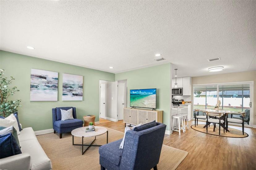 Picture of 14330 Oliver Street, Largo FL 33774