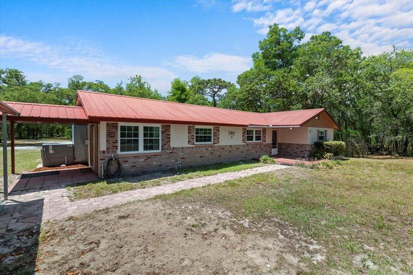 Picture of 7095 South Street, Webster FL 33597