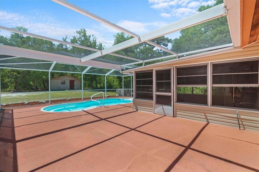 Picture of 7095 South Street, Webster FL 33597
