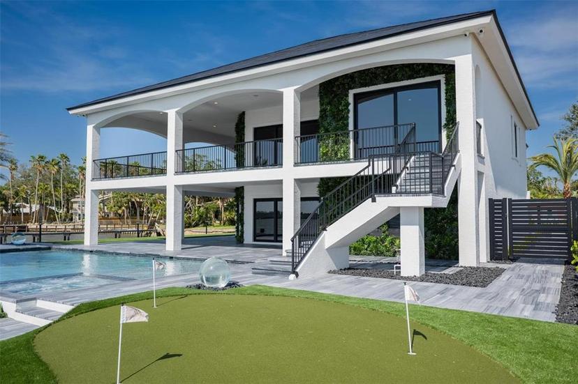 Picture of 3310 Sunset Drive N, St Petersburg FL 33710