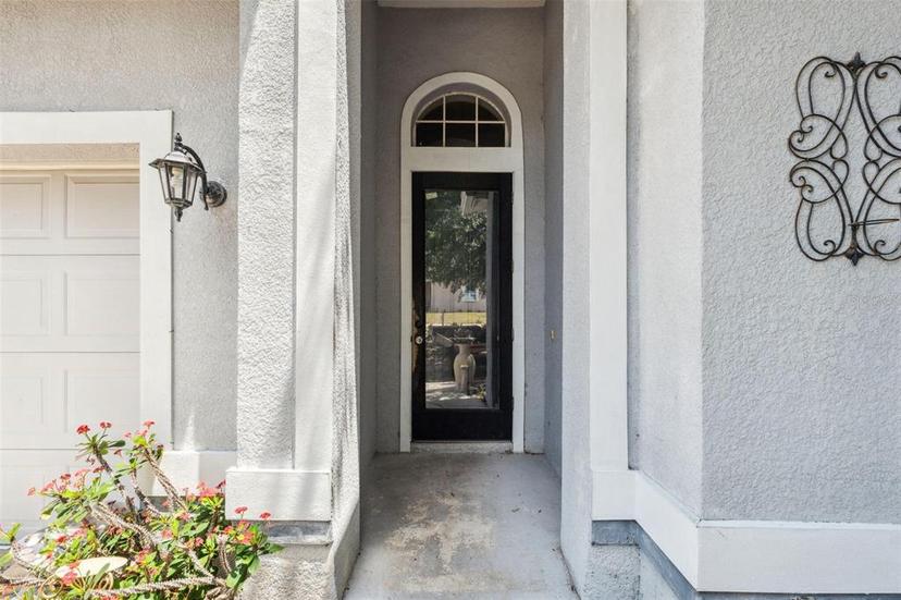 Picture of 37110 Highland Bluff Circle, Dade City FL 33523