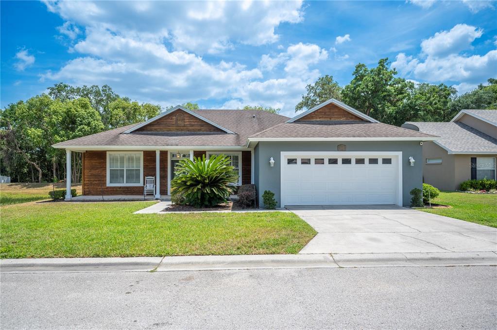 Picture of 7088 Remington Oaks Loop, Lakeland, FL 33810