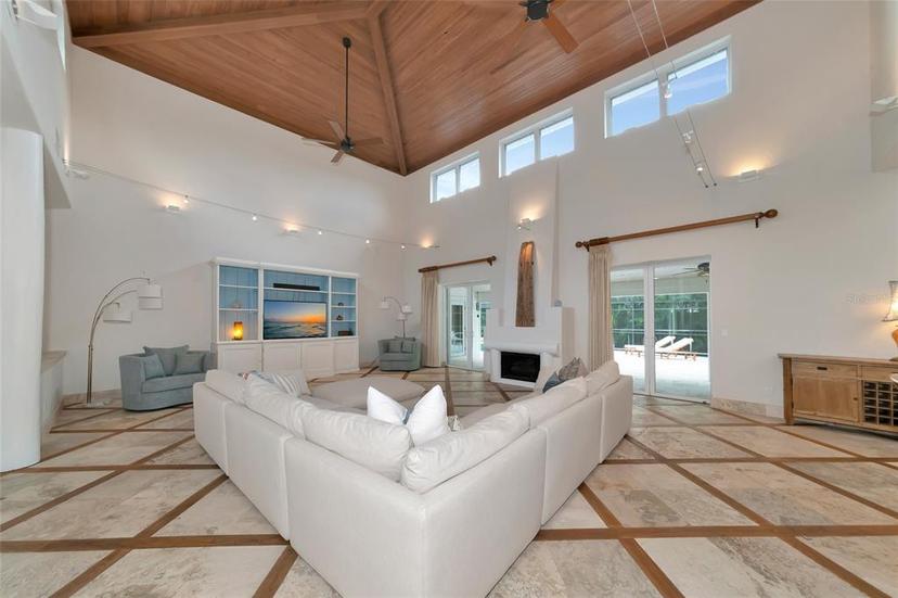 Picture of 4307 Camino Real, Sarasota FL 34231
