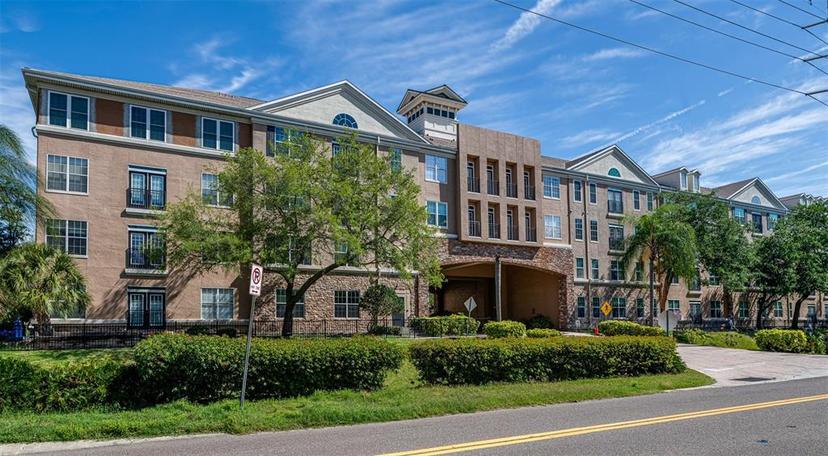 Picture of 4221 W Spruce Street Unit 2422, Tampa FL 33607