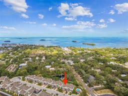 Picture of 612 Ozona Village Dr, Palm Harbor, FL 34683