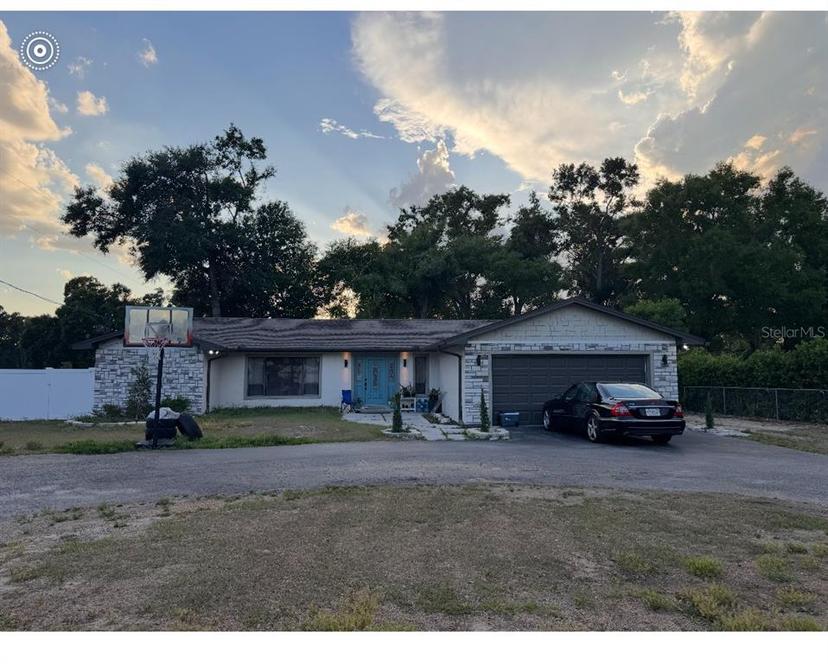 Picture of 620 Lithia Pinecrest Road, Brandon FL 33511