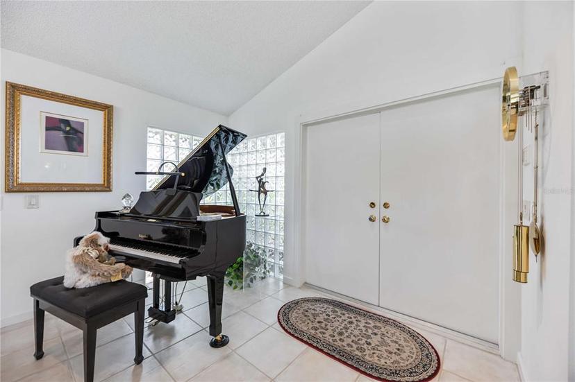 Picture of 8142 Misty Oaks Boulevard, Sarasota FL 34243