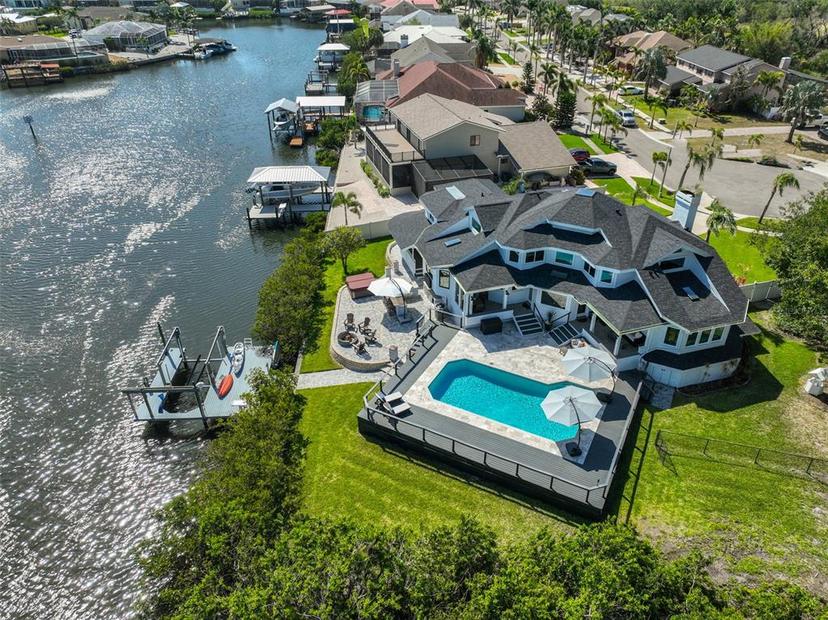 Picture of 945 Bunker View Drive, Apollo Beach FL 33572