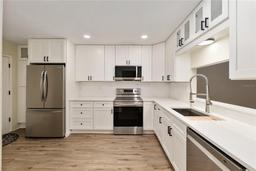 Picture of 1612 NW 19Th Circle, Gainesville, FL 32605