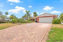 Picture of 1141 80Th Street Court S, St Petersburg, FL 33707
