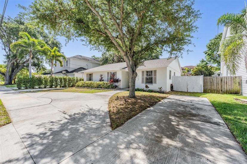 Picture of 4116 W Watrous Avenue, Tampa FL 33629