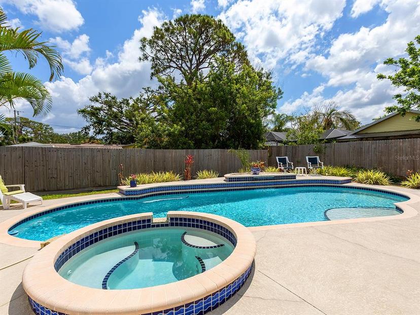 Picture of 607 Bay Point Avenue, Nokomis FL 34275
