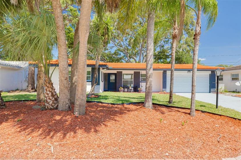Picture of 2156 Greenbriar Boulevard, Clearwater FL 33763
