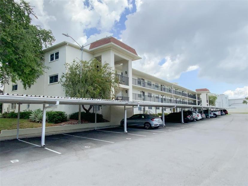 Picture of 1375 Doolittle Lane Unit 101, Dunedin FL 34698