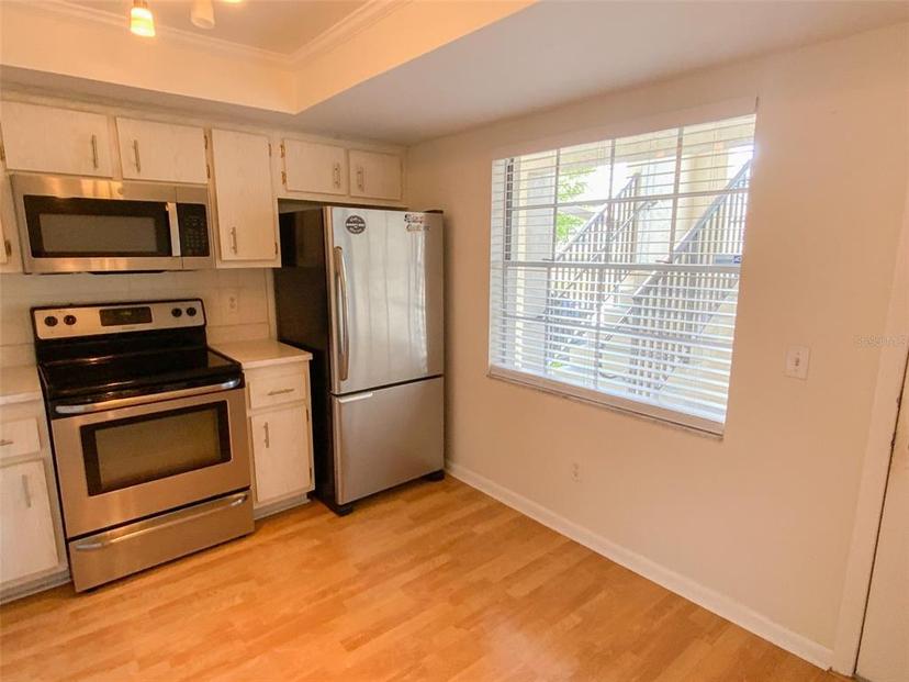 Picture of 1375 Doolittle Lane Unit 101, Dunedin FL 34698