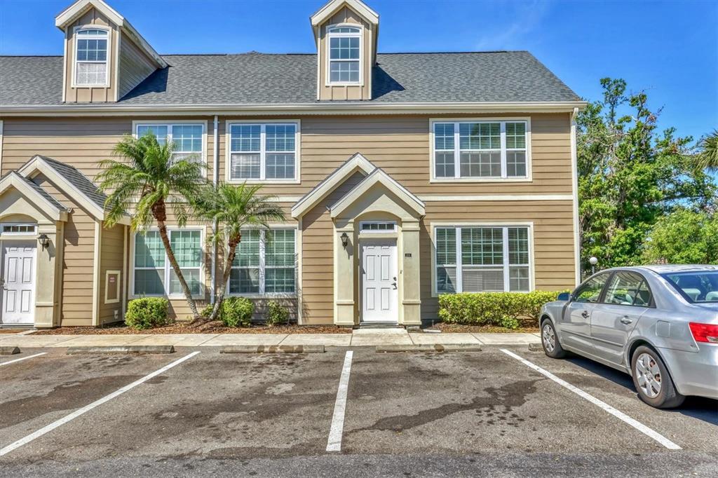 Picture of 5531 Rosehill Road Unit 204, Sarasota, FL 34233