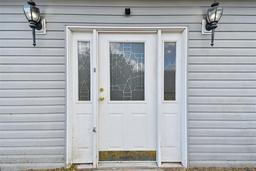 Picture of 9617 Silverbend Drive, Dade City, FL 33525
