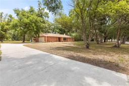 Picture of 12514 Avery Road, Thonotosassa, FL 33592