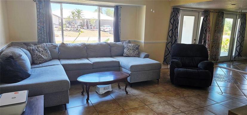 Picture of 570 Mimosa Avenue Nw, Port Charlotte FL 33952