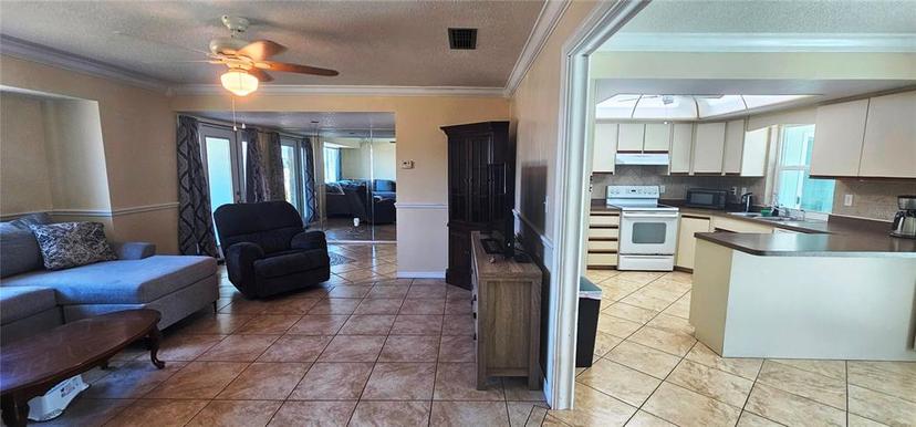 Picture of 570 Mimosa Avenue Nw, Port Charlotte FL 33952