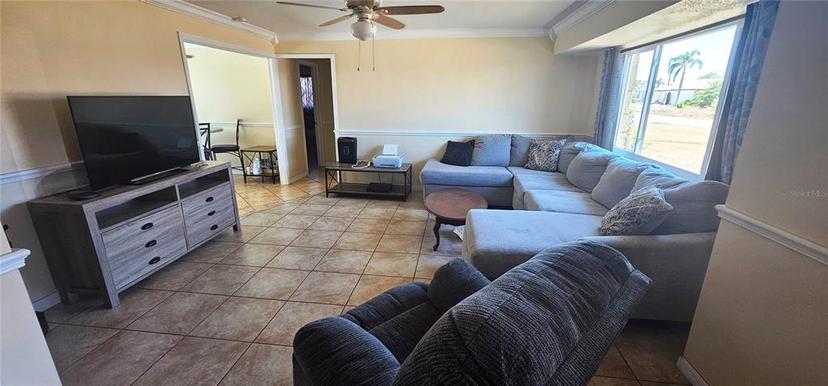 Picture of 570 Mimosa Avenue Nw, Port Charlotte FL 33952